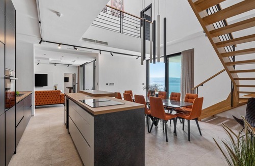 Omis House | Pet friendly home in Omis with sauna