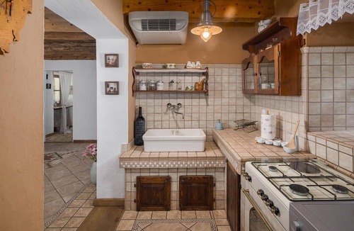 Rim House | Pet friendly home in Roc