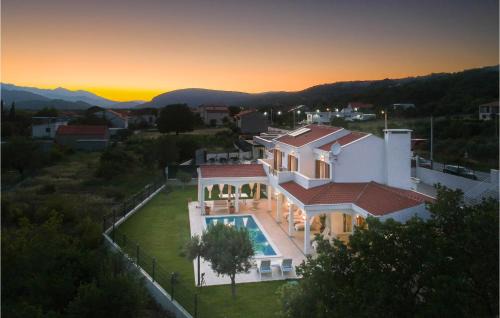Sestanovac House | Pet Friendly Home In Sestanovac