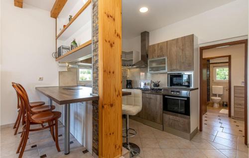 Smrika House | Pet Friendly Home In Smrika