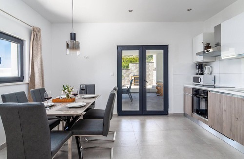 Stanici House | Pet friendly home in Stanici