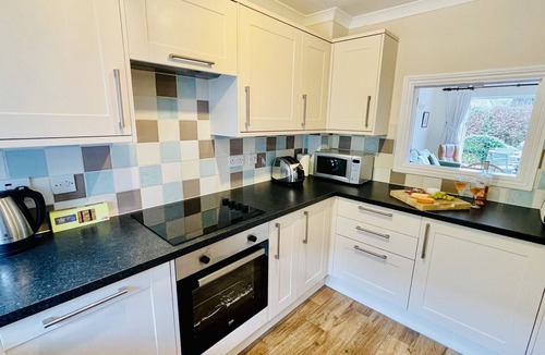 Dittisham Cottage | Pet Friendly, Tranquil, 2 Bedrooms