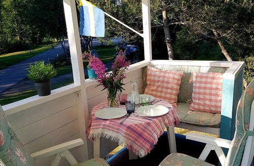 Norrhult House | Picture book vacation home Bullerbü near the lake and with rowing boat on request