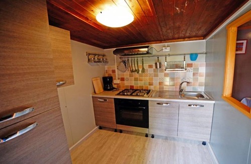 Castagneto Carducci House | Podere Campi Al Mare. Casa GELSOMINO- POOL - Private garden - jacuzzi - wifi