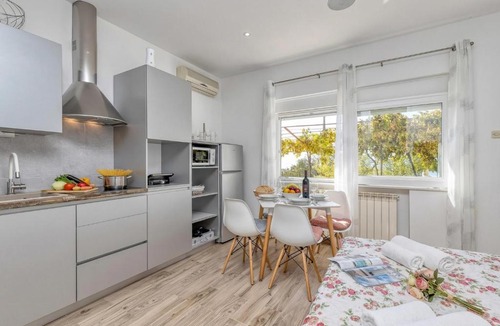Rijeka Apartment | Pool And Garden Apartment Happy Sound - Happy Rentals