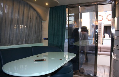 Campanha Boat Rental | Porto Privat Yatch is a luxury vessel located at Marina do Freixo.