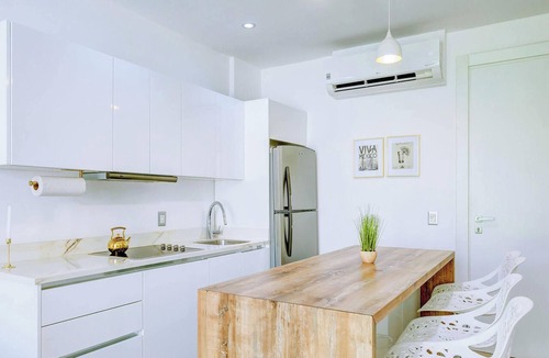 Zazil-ha Condo | Premium Location Steps to 5th | Rooftop Pool & BBQ