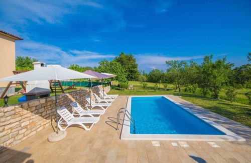 Sumber Villa | Private and secure 5000 sqm garden, pool, children's playground, only 9 km from the sea