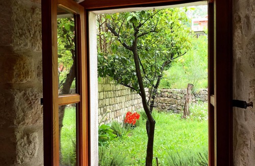 Dobrota Villa | Private Stone House Next to the sea