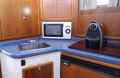 Parque das Nacoes Boat Rental | Private Yacht all comfort: we love our guests