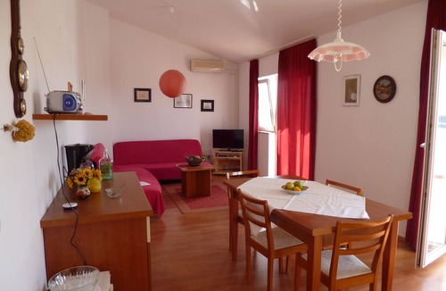 Barbat na Rabu Apartment | Red Jadro * apartment, 250 from the sea, with 32m2 terrace
