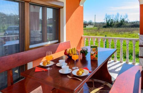Loborika Apartment | Relaxing apartment Josip - peaceful area