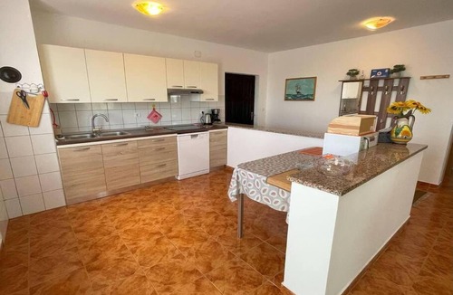 Loborika Apartment | Relaxing Getaway near Adriatic Sea