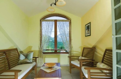 Slime Villa | Rest for mind, body & soul - 3 bedroom Vila in Nature, big Garden, Outdoor Pool