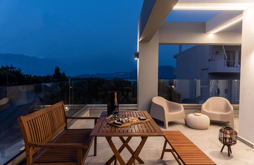 Ammoudara Apartment | Romantic apartment next to Ammoudara Beach (only 40metres)