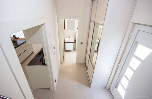 Splitska Villa | Romantic villa — 10 min from the beach!