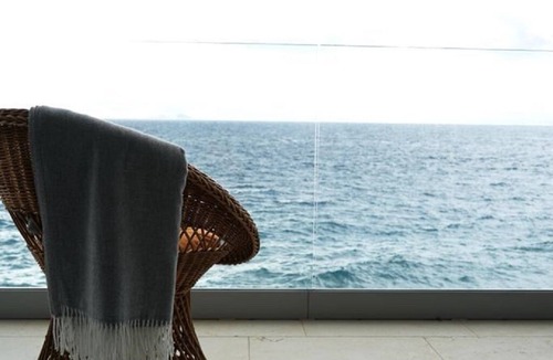 Klenovica Villa | Romantic villa right by the sea with heated private pool