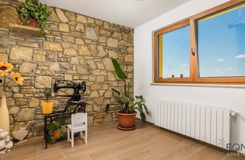 Vrh Apartment | Rona Mea Vista room 2