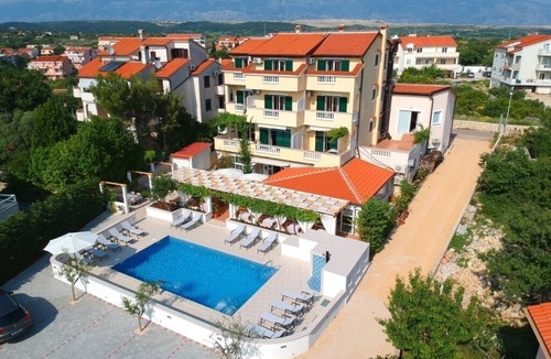 Zrce Bed & Breakfast | Room in Novalja with Seaview, Balcony, Air condition, WIFI (3764-6)