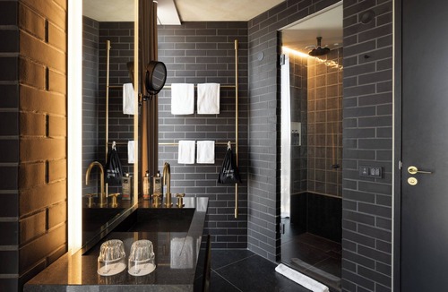 Amsterdam East Hotel | Ruby Emma Hotel Amsterdam By IHG