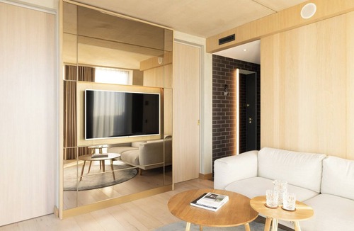 Amsterdam East Hotel | Ruby Emma Hotel Amsterdam By IHG
