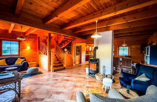 Begovo Razdolje House | Rustikalna kuća Snowdrop s kaminom u Begovom Razdolju, Gorski kotar