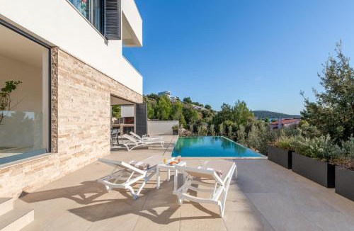 Sevid Villa | Sea Bliss Luxury Villa - Sevid