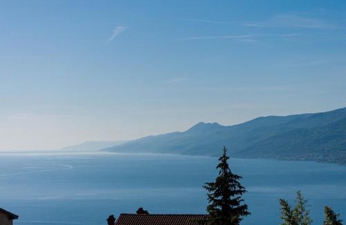 Rubesi Apartment | Sea View Apartment Lighthouse With 170Mbps WiFi And Sunny Balcony