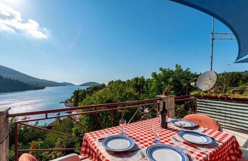 Vela Luka Apartment | Sea View Apartment With Terrase Vl