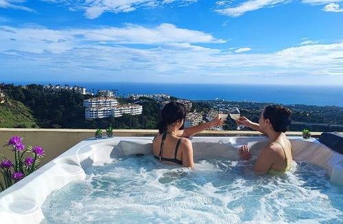 Mijas Apartment | Sea View Penthouse with Private Jacuzzi & Huge Terrace – Cala 4