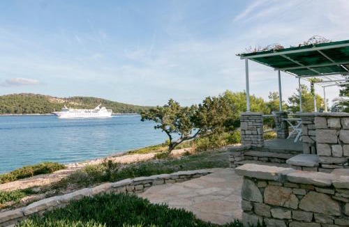 Gornje Selo House | Seafront house Šolta