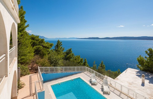 Marusici Apartment | Seaside Apartments Ivana