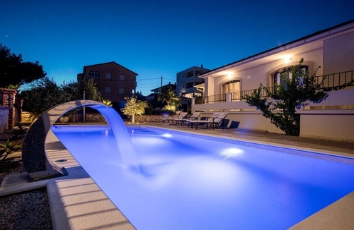 Barbat na Rabu House | Seaside family friendly house with a swimming pool Barbat, Rab (K-22081)