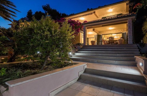 Celina Villa | Seaside Villa Purple Rain with private beach & Pool