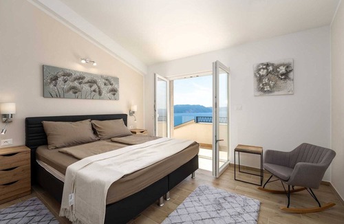 Ripenda Kosi Villa | Seaview Villa Mare Visum in a peaceful location