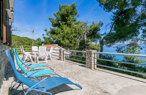 Necujam House | Secluded fisherman's cottage Cove Fabrice, Šolta (K-8692)
