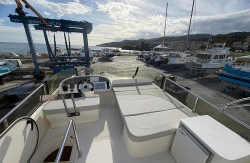 Porto-Vecchio Boat Rental | sejour d exception a bord d un bateau au départ de porto Vecchio