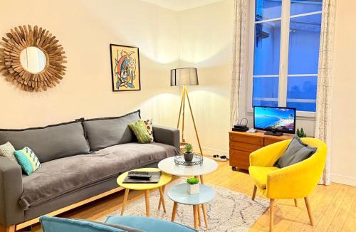 La Rochelle City Centre Apartment | Sejour premium T3 hypercentre, terrasse, wifi Hotel style stay T3 city center terrace WiFi