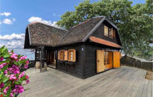 Breznik Plesivicki House | Six-Bedroom Holiday Home In Jastrebarsko