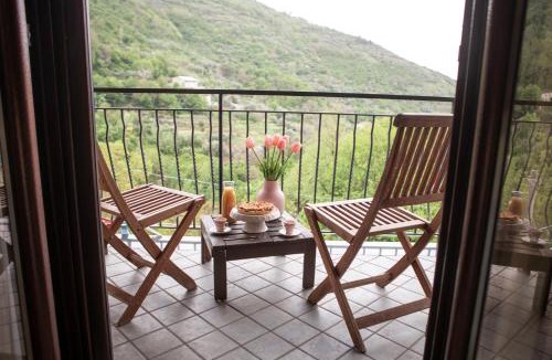 Piazza-Tralia-Pendolo Apartment | Sofis Home