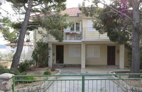 Barbat na Rabu Apartment | SOLEIL - Newly renovated apartment close to the sea