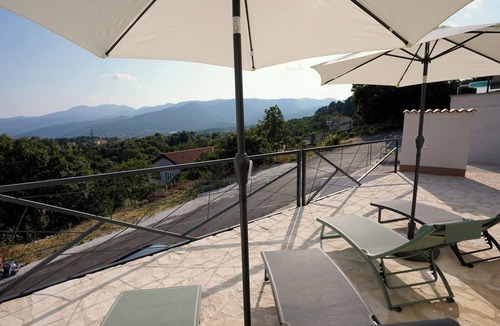Kastav Apartment | Spacious apartment with 2 bedrooms and sea view near Opatija