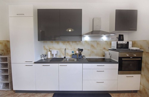 Radini Apartment | Spacious "Maria" Apartment in a Quiet Village Near Umag