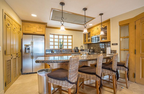 Cabo San Lucas Condo | Spectacular OCEANFRONT - 2 Bedrooms, 4th Floor, Medano Beach & Lands End Views!