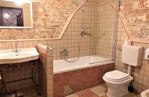 Divsici House | STANCIJA NEGRICANI villa for up to 22 pax, 9 bedrooms, breakfast service offer