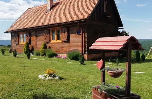 Zumberak Ski Chalet | Stara Hiža Vlašić - Duplex one bedroom Chalet with Private Garden