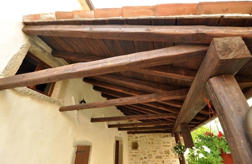 Kotli House | Stone House Kotli