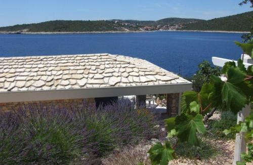 Sevid Apartment | Stone house Marina-SEVID, 1 house-1 apartment