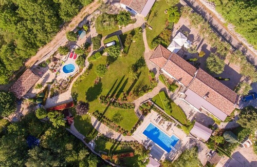 Sveti Ivan Dobrinjski Villa | Stone Villa with pool