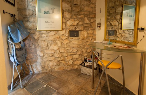 Sveti Ivan Dobrinjski Villa | Stone Villa with pool